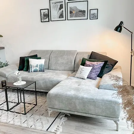 Modernes Trierer Cityloft Mit Grossem Balkon Trier