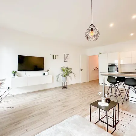 Apartment Modernes Trierer Cityloft Mit Grossem Balkon *