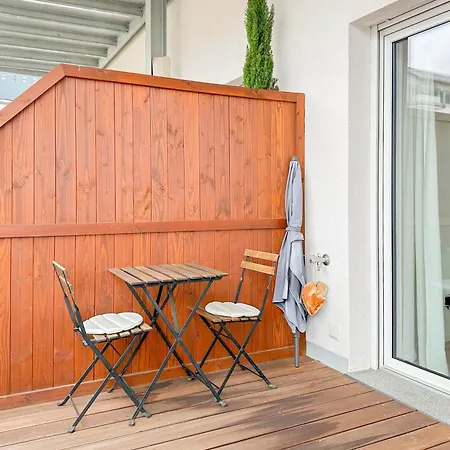 Modernes Trierer Cityloft Mit Grossem Balkon Apartment