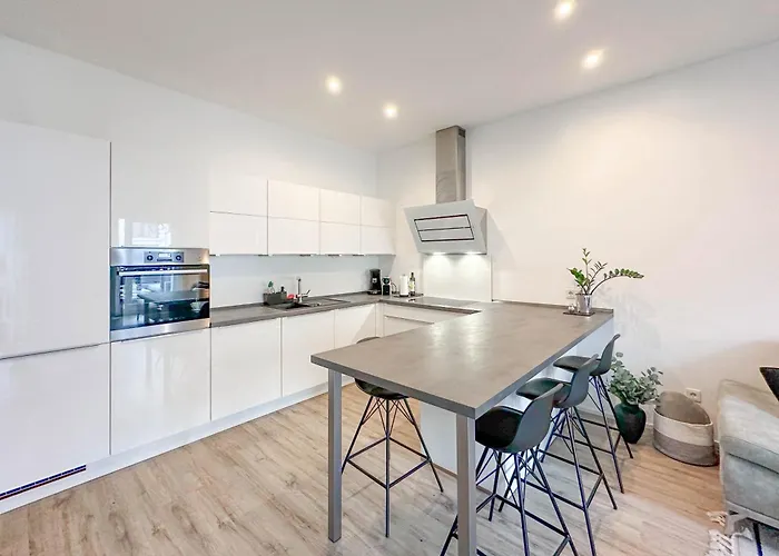 Daire Modernes Trierer Cityloft Mit Grossem Balkon *