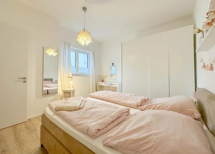 Modernes Trierer Cityloft Mit Grossem Balkon